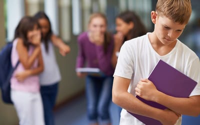 Erradicar toda forma de violencia en centros educativos es uno de los retos del MEP.(Ilustrativa).