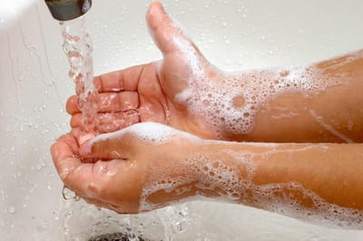 Otros protocolos como frecuente lavado de manos también serán indispensables. (Foto ilustrativa).