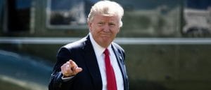 Donald Trump afirmó que el FBI es incapaz de detener a los
