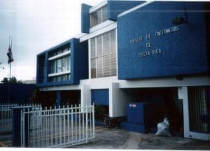 El gremio de enfermeras está preocupada por centros de formación irregulares. (Imagen tomada del Facebook de Colegio de Enfermeras)
