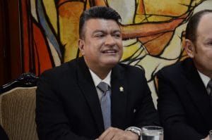 El diputado Ronny Monge impulsa la iniciativa. (CRH)