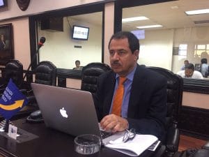 Mario Redondo: "el Presidente no le está mostrando respeto a los costarricenses". (CRH).