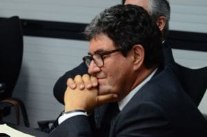 El directivo del BCR incurrió en respuestas de todo tipo para ocultar quién de la Casa Presidencial sugirió nombrar a Mario Barrenechea en la Gerencia General del BCR. (CRH)