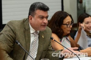Ronny Monge: "Mi apreciación es que si había una mayoría que prefería que no se votara la moción". (CRH)