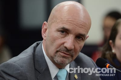 Mariano Figueres exdirector de la DIS durante la comparecencia ante los diputados (CRH).