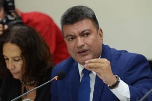 Ronny Monge: "don Víctor Morales dijo que no hizo nada sin el conocimiento del Presidente". (Daniela Abarca/CRH).