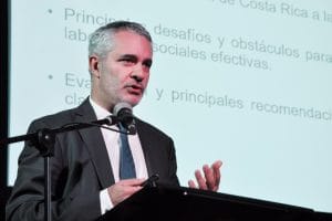 Stefano Scarpetta, , director de la División de Empleo, Trabajo y Asuntos Sociales de la OCDE. (Cortesía Comex)