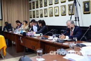 Comisión del cemento recibió hoy al presidente del PUSC. CRH