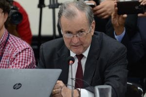 Ottón Solís: "espero que lo destituyan con celeridad y por unanimidad". (Daniela Abarca/CRH).