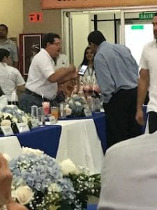 En la última gira del ministro Sergio Alfaro por Puntarenas se le vio departiendo con el directivo Vargas. (Imagen cortesía Seccional ANEP Incop)