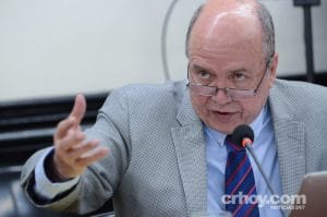 El diputado Rafael Ortiz, del PUSC, duda que la votación pública invalide el trámite y se ampara a jurisprudencia de la Sala IV. (Daniela Abarca/CRH).