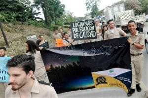 El grupo se manifestó el pasado viernes. (Imagen subida a Facebook por Wil Herrera)