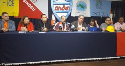 Sindicatos realizarán marcha mañana.
