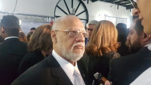 Carlos Avendaño: "este gobierno será recordado como el gobierno del cementazo". (CRH).