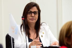 Diputada María Vita Monge: "es importante poner un tope a las tasas de usura". (CRH).