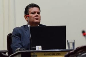 El legislador Rodolfo Peña, del PUSC, calificó el plan como una medida paliativa. (CRH).