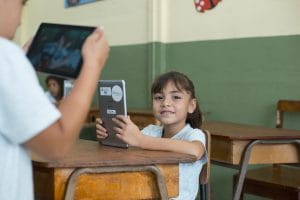 Proyecto beneficiará en primera instancia a 10 mil niños. (Imagen: Fundación Telefónica)