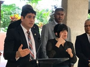El presidente insiste en la aprobación de más impuestos