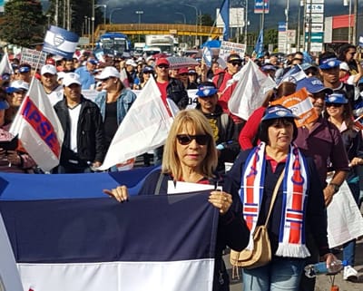 Sindicatos de educación se unieron a la huelga. (Imagen: ANDE).