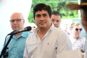 La huelga general de los trabajadores públicos pone en aprietos los planes de un viaje a los Estados Unidos en los próximos días.