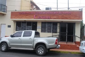 En el Cenidh decenas de personas interponen denuncias y es uno de los pocos termómetros con datos sobre el conflicto. (CRH)
