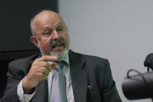 Los diputados consideran que se debe investigar al exprocurador de la Ética Pública, Rónald Víquez. (CRH).