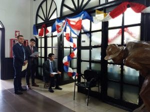 Mientras surgen los planteamientos de Restauración y el PLN, asesores legislativos presentan mociones de reiteración.