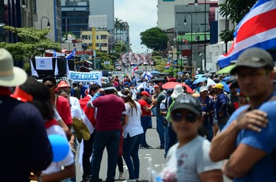 Huelga en el centro de San José (CRH).