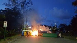 Barricadas afuera de Recope en Limón. (CRH)