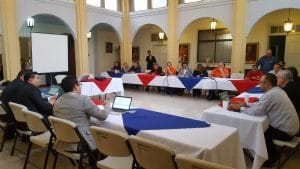 Sindicatos y Gobierno estuvieron reunidos hasta la madrugad. (Imagen de la ANEP)