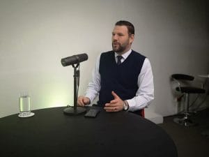 Daniel Suchar Zomer, analista financiero.