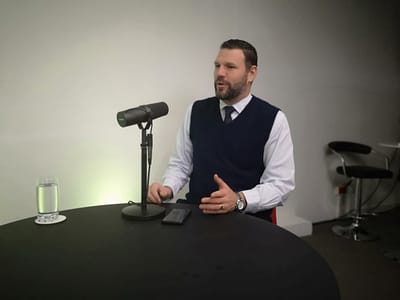 Daniel Suchar Zomer, analista financiero.