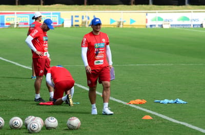 Rónald González tiene 3 interinatos en la Selección. Foto: Archivo CRH.