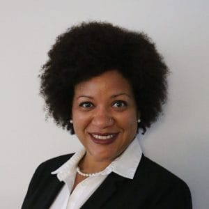 Shara Duncan tiene el rango de consejera en el escalafón.