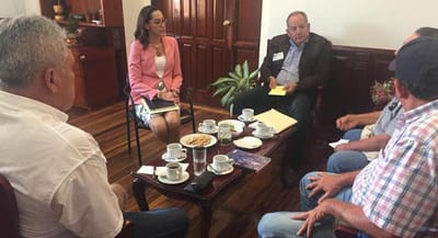 La diputada María Inés Solís mantuvo reunión esta mañana con algunos cooperativistas.