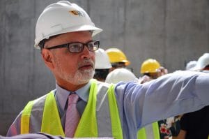 Antonio Ayales, director ejecutivo del Congreso, dijo que las sillas tienen una garantía de hasta 10 o 15 años. (CRH).