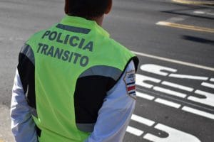 Los 2 policías de tránsito fueron detenidos el viernes, pero quedaron en libertad. CRH/Con fines ilustrativos