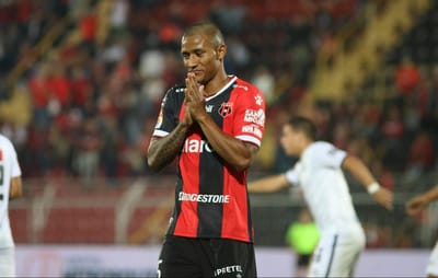 Garrido partiría de Alajuelense. Foto: LDA.