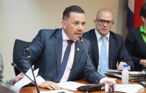 Diputado Wagner Jiménez: "Él vuelve a insistir en la idea de laboralizar el proyecto". (Foto tomada de su Facebook).