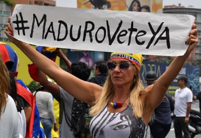 Permanentemente un porcentaje de ciudadanos venezolanos piden la salida de Nicolás Maduro (AFP).