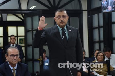 Paulo Villegas también confirmó ante los diputados la llamada de Mora en la que le pidió los cambios al acta (Archivo / CRH).
