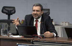 El plazo para reelegir o no al magistrado Paul Rueda vencerá el próximo 25 de junio. (Archivo/CRH).