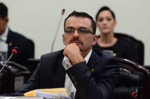 El diputado José María Villalta, del Frente Amplio, dijo que la propuesta no ataca problemas de fondo. (CRH).