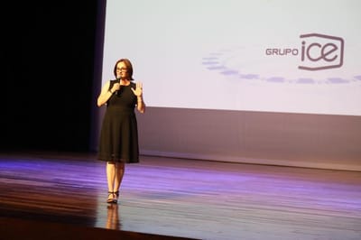 La presidenta ejecutiva del ICE, Irene Cañas presentó el plan de fortalecimiento de la institución a espaldas de los ciudadanos