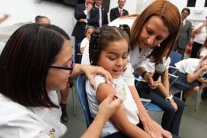 Campaña de vacunación contra el Virus del Papiloma Humano.(Foto:Ministerio de Salud)