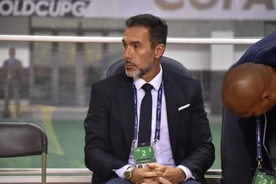Gustavo Matosas no estaría este viernes en el Estadio Nacional. Foto Daniela Abarca