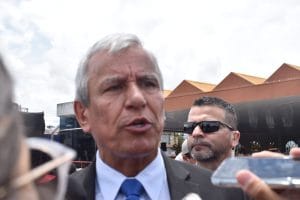 Víctor Morales dejó temporalmente el Ministerio de la Presidencia. (CRH).