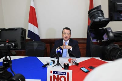 La propuesta del diputado socialcristiano Pedro Muñoz fue apoyada por una mayoría de 30 diputados. La iniciativa se incluyó en el proyecto de ley para regular el derecho de huelga, aprobado en primer debate por el Congreso el martes anterior. (Cortesía del PUSC).