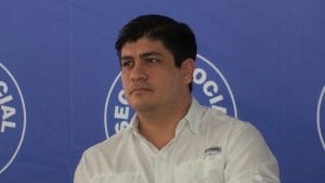 Alvarado se reunirá este martes con los jefes de fracción