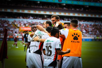 Alajuelense podría llegar a 57 puntos si no pierde ninguno de los juegos que le restan. Foto: Prensa LDA.